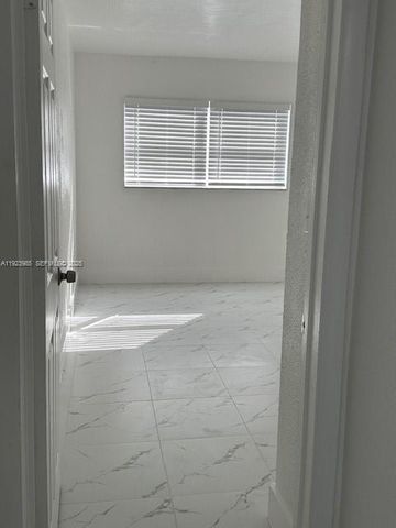 16215 NE 18th Ct 209, North Miami Beach, FL 33162