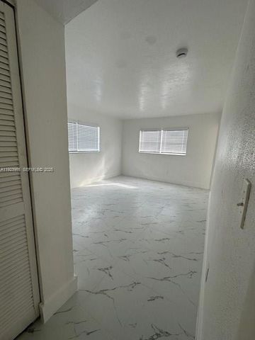 16215 NE 18th Ct 209, North Miami Beach, FL 33162