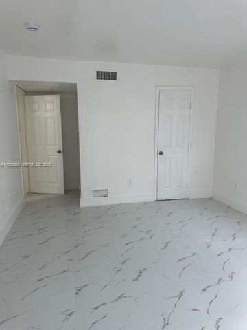 16215 NE 18th Ct 209, North Miami Beach, FL 33162