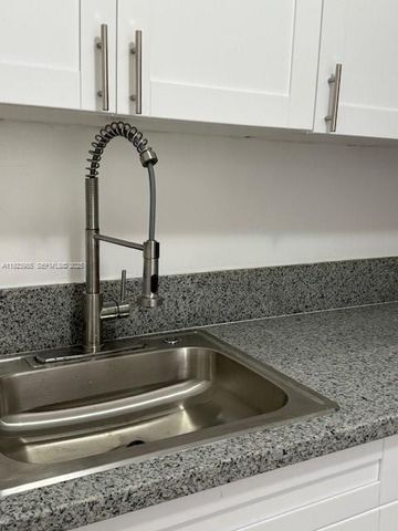 16215 NE 18th Ct 209, North Miami Beach, FL 33162