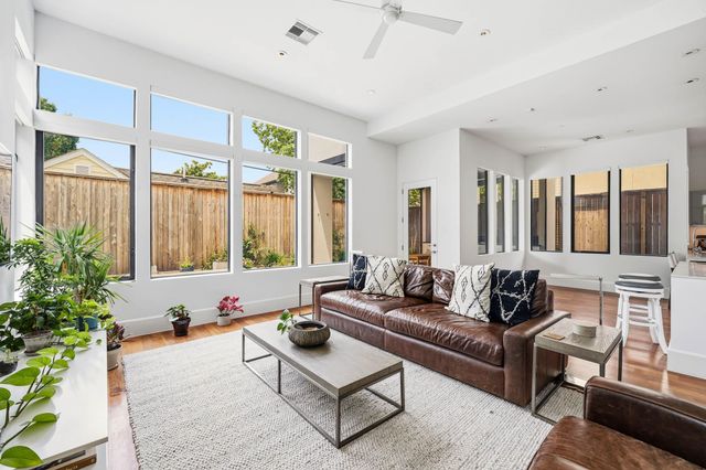 1614 Driscoll Street, Houston, TX 77019