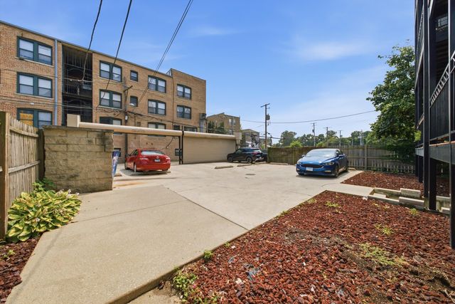 6613 S KIMBARK Avenue 2, Chicago, IL 60637