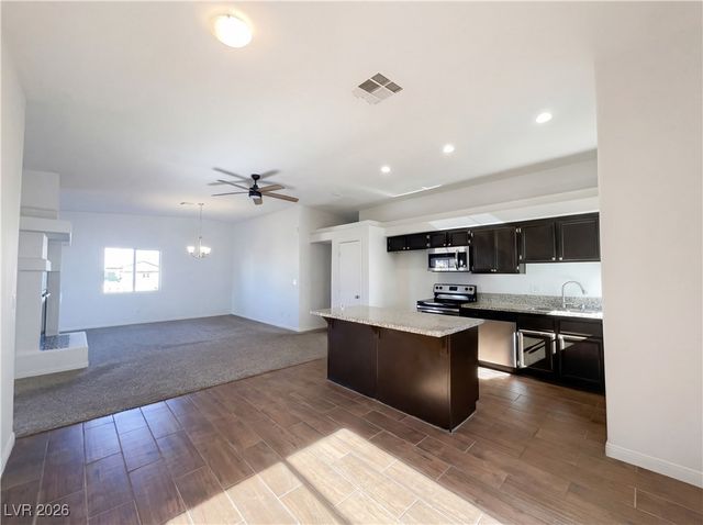 3724 Glacier Grove Drive, North Las Vegas, NV 89032