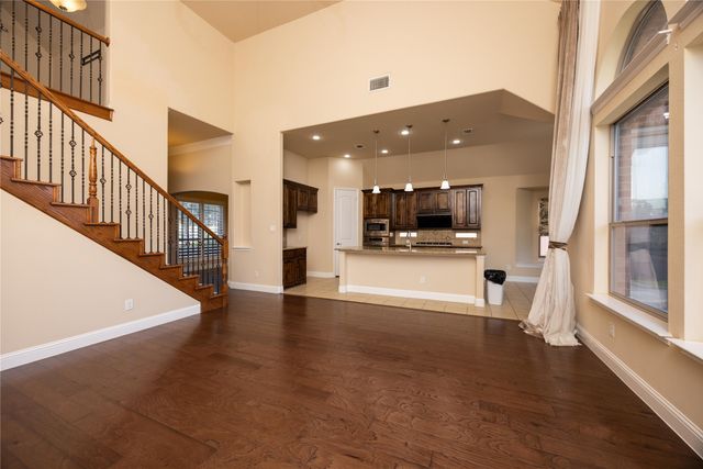 513 Royal Glade Drive, Keller, TX 76248