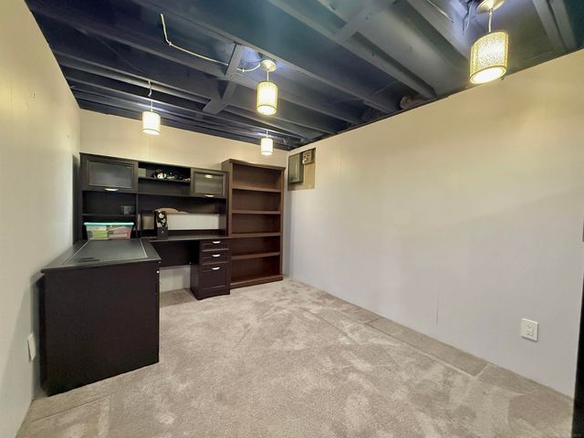 8401 18 Mile Road Unit 20, Sterling Heights, MI 48313