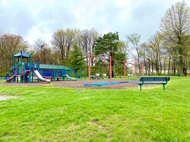 8401 18 Mile Road Unit 20, Sterling Heights, MI 48313