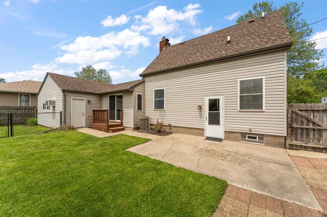 912 Mulberry Street, Hammond, IN 46324