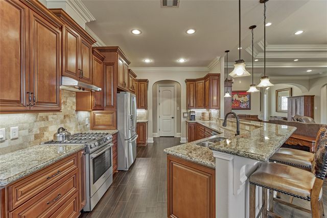 35 Bent Tree Lane, Montgomery, TX 77356
