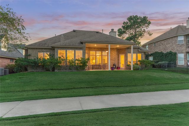 35 Bent Tree Lane, Montgomery, TX 77356