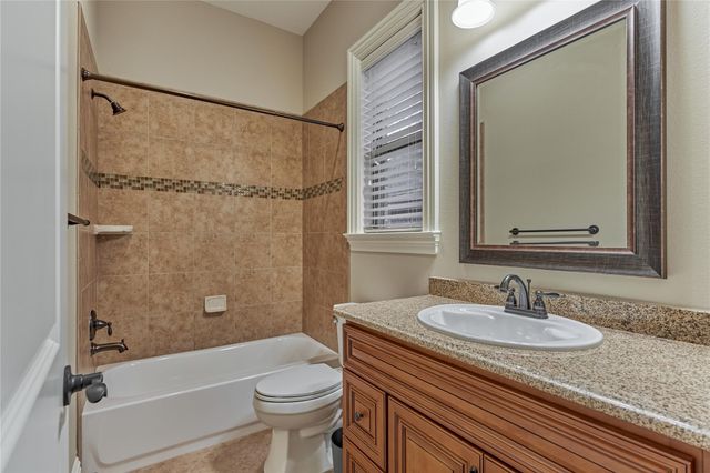 35 Bent Tree Lane, Montgomery, TX 77356