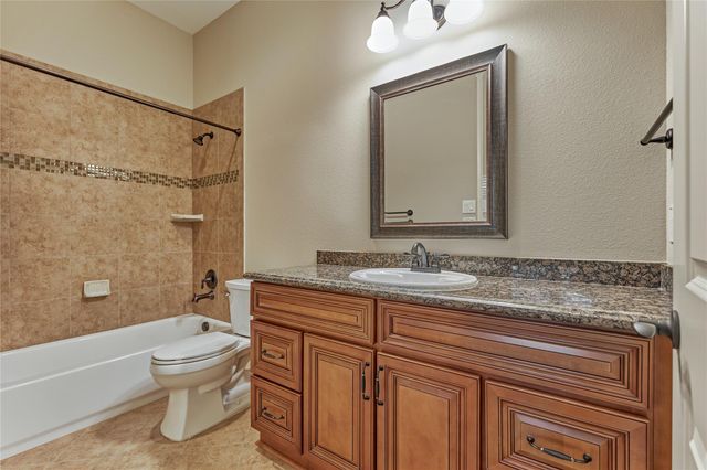 35 Bent Tree Lane, Montgomery, TX 77356