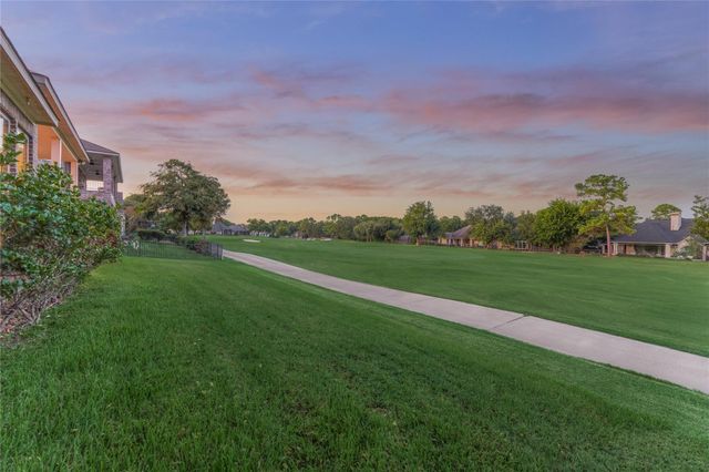35 Bent Tree Lane, Montgomery, TX 77356