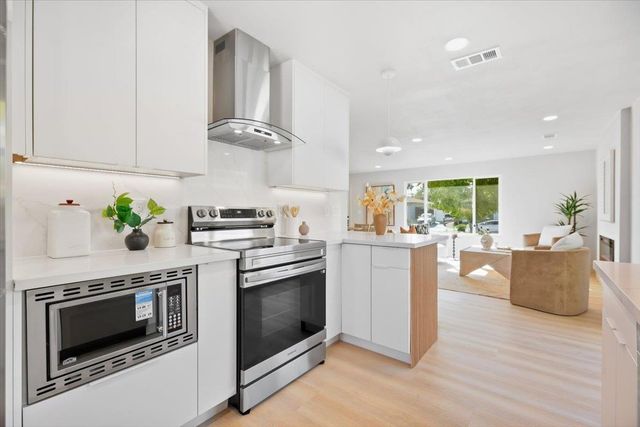 832 Mary Court, Campbell, CA 95008