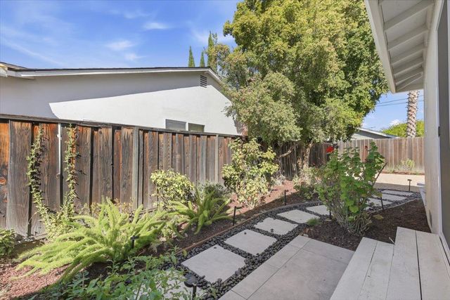 832 Mary Court, Campbell, CA 95008