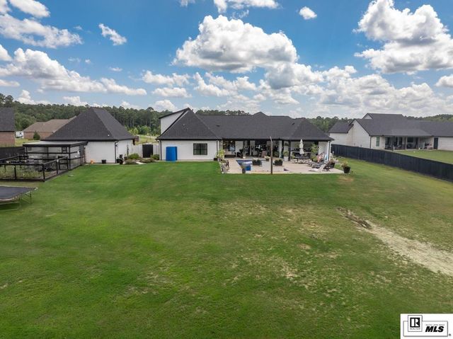 411 PELICAN GROVE DRIVE, Calhoun, LA 71225