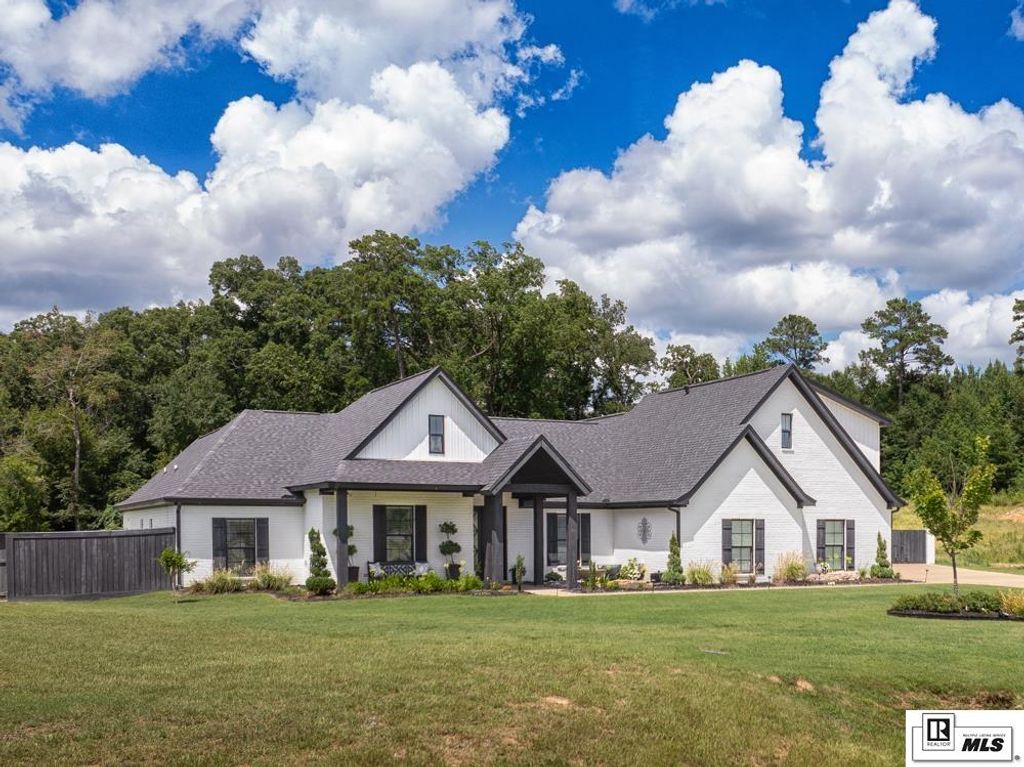 411 PELICAN GROVE DRIVE, Calhoun, LA 71225