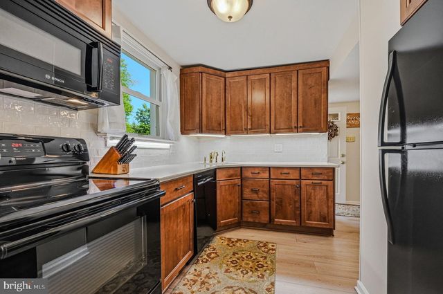 20 HURST RD, Wilmington, DE 19803