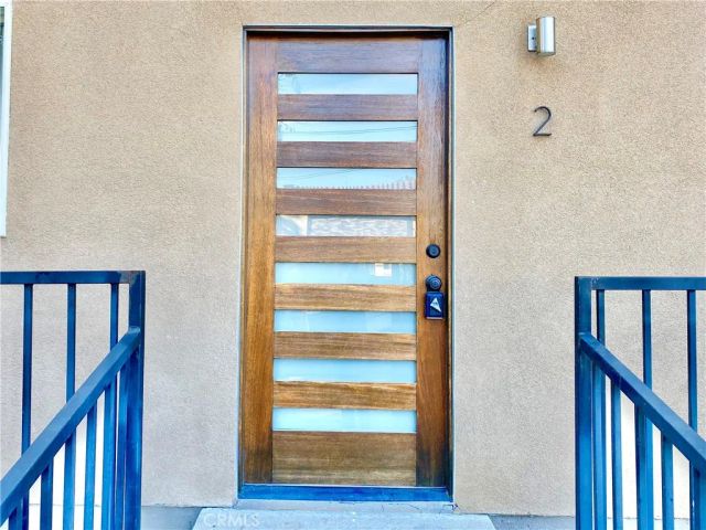 7327 Kester Avenue 3, Van Nuys, CA 91405