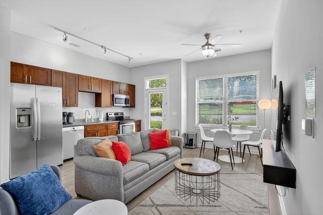 1700 Belcourt Ave Apt 105, Nashville, TN 37212