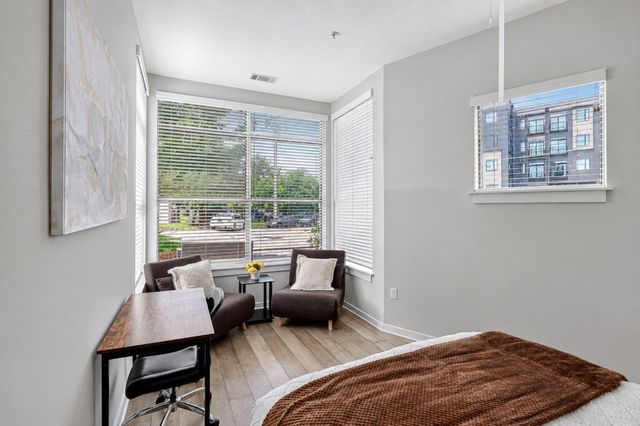 1700 Belcourt Ave Apt 105, Nashville, TN 37212