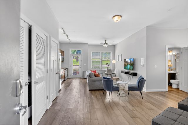 1700 Belcourt Ave Apt 105, Nashville, TN 37212