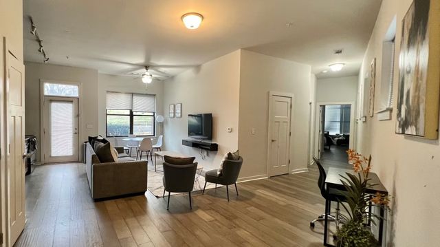 1700 Belcourt Ave Apt 105, Nashville, TN 37212