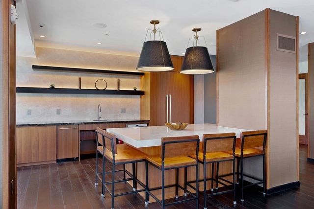 135 Seaport Blvd 2201, Boston, MA 02210