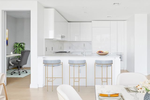 135 Seaport Blvd 2201, Boston, MA 02210