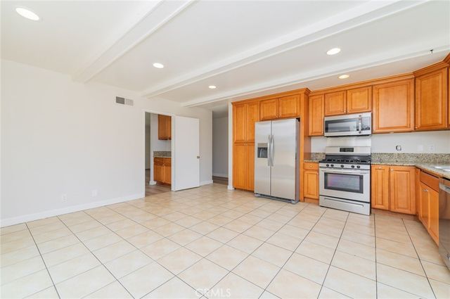 16752 Leafwood Circle, Huntington Beach, CA 92647
