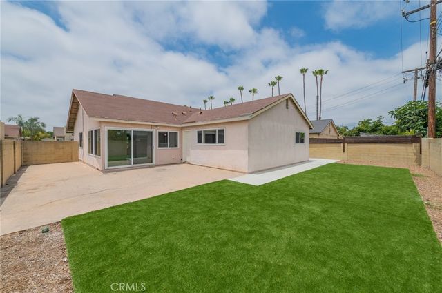 16752 Leafwood Circle, Huntington Beach, CA 92647