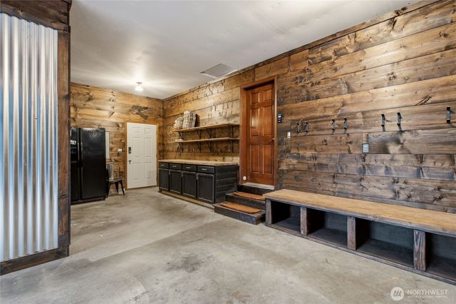 25615 SE 396th Street, Enumclaw, WA 98022