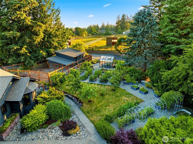 25615 SE 396th Street, Enumclaw, WA 98022