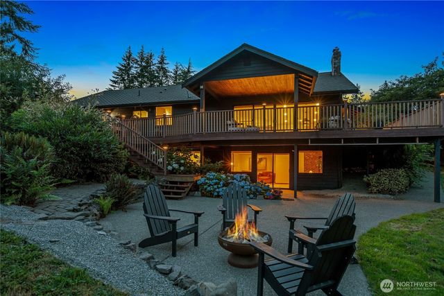 25615 SE 396th Street, Enumclaw, WA 98022
