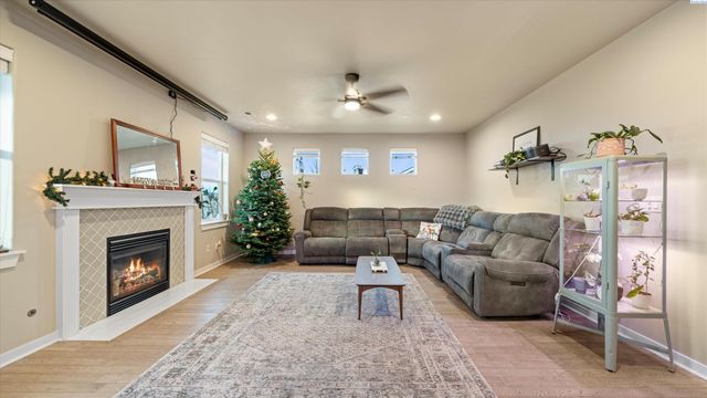 6614 Aintree Drive, Pasco, WA 99301