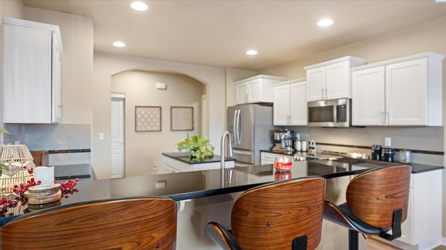 6614 Aintree Drive, Pasco, WA 99301