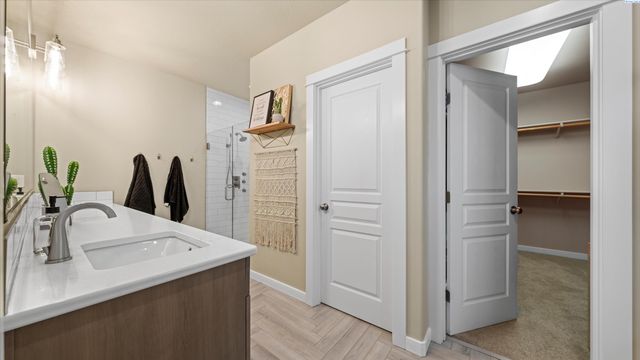 6614 Aintree Drive, Pasco, WA 99301