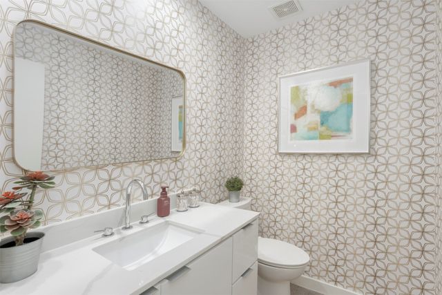 5100 Verde Valley Lane 135, Dallas, TX 75254