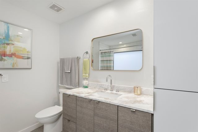 5100 Verde Valley Lane 135, Dallas, TX 75254