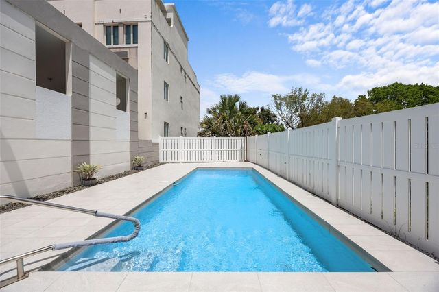 COND D'VILLAS CARR 833 KM 11.8 F-2, Guaynabo, PR 00971