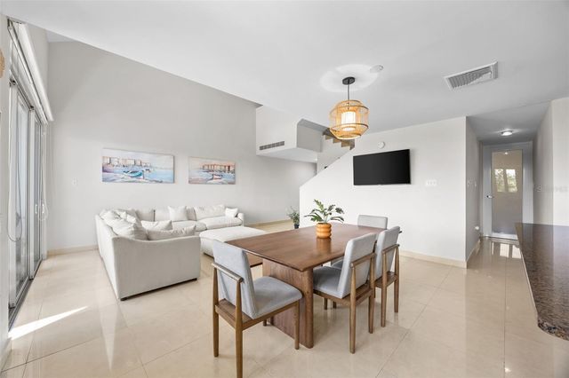 COND D'VILLAS CARR 833 KM 11.8 F-2, Guaynabo, PR 00971