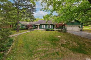 2525 EDGEWOOD Lane, Carbondale, IL 62901