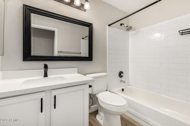 4513 E DRY CREEK Road, Phoenix, AZ 85044