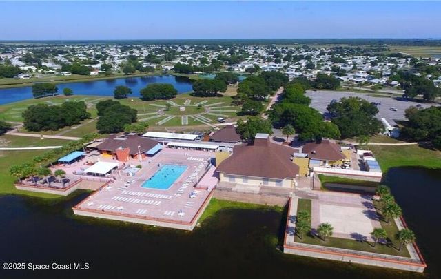 861 Pecan Circle, Barefoot Bay, FL 32976