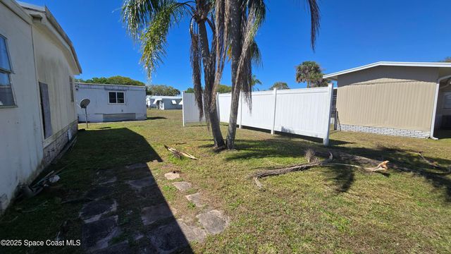 861 Pecan Circle, Barefoot Bay, FL 32976