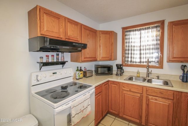 475 Kenmore Street, Lima, OH 45807