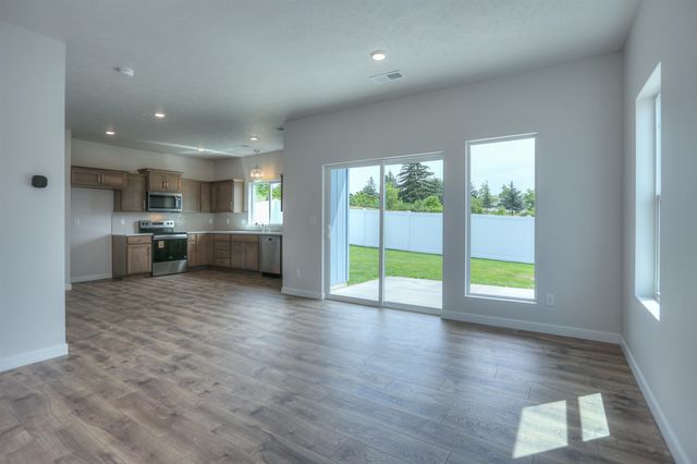 428 N Martini Ln, Spokane Valley, WA 99216