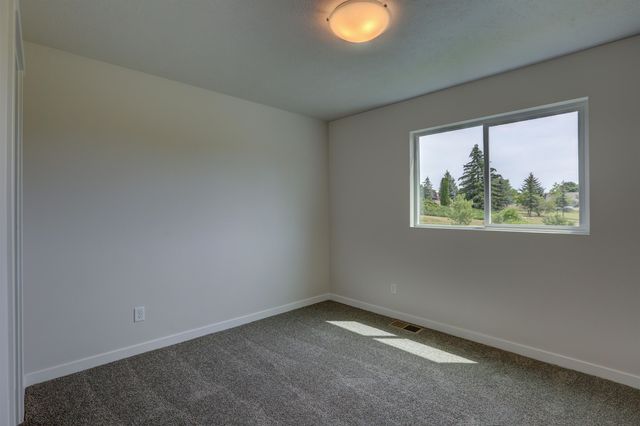 428 N Martini Ln, Spokane Valley, WA 99216