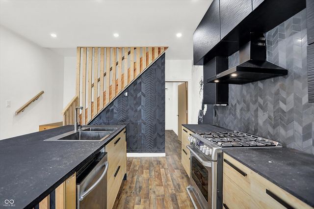 1212 S Senate Avenue, Indianapolis, IN 46225