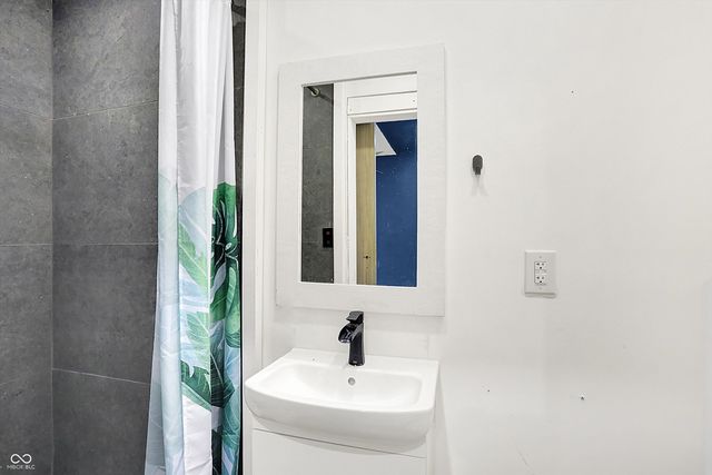 1212 S Senate Avenue, Indianapolis, IN 46225