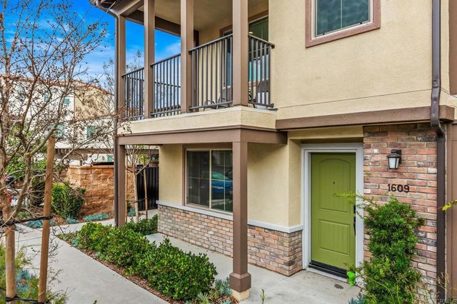 1609 Holly Leaf Way, Oceanside, CA 92056